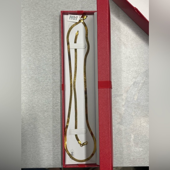 Herringbone necklace and bracelet set - Picture 3 of 3